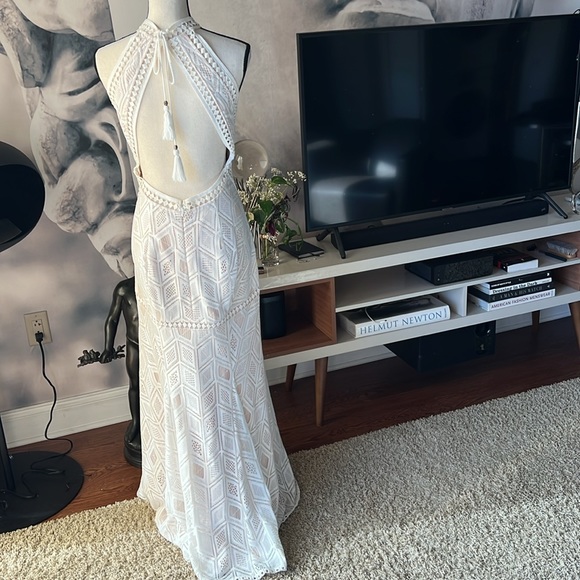 Guess dress, size 6 - Picture 9 of 9